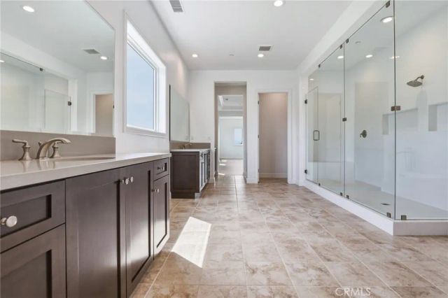 10542 Wood Briar Court, Chatsworth, CA 91311