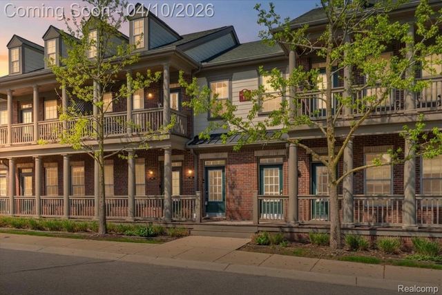 203 Jotham Avenue, Auburn Hills, MI 48326