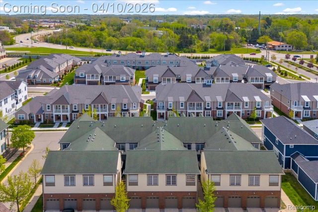 203 Jotham Avenue, Auburn Hills, MI 48326