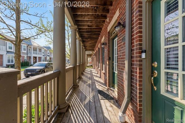 203 Jotham Avenue, Auburn Hills, MI 48326