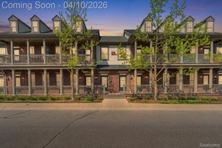 203 Jotham Avenue, Auburn Hills, MI 48326