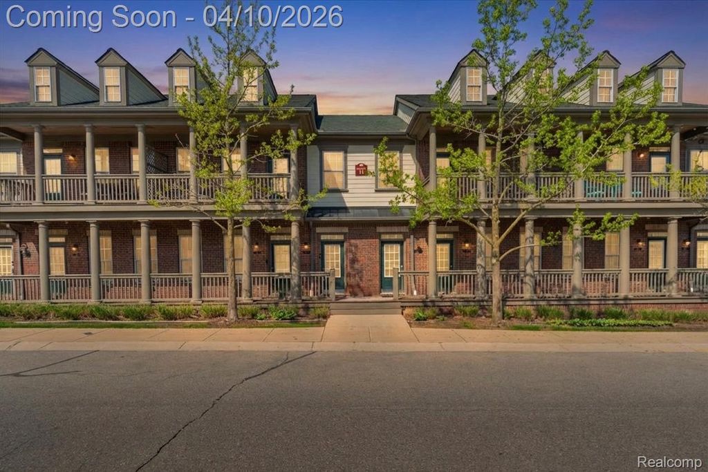 203 Jotham Avenue, Auburn Hills, MI 48326