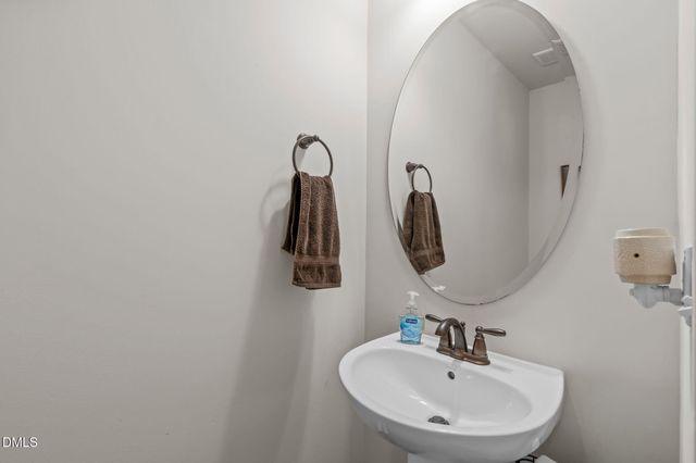 6031 Kentworth Drive, Holly Springs, NC 27540