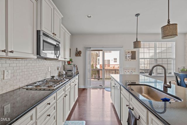 6031 Kentworth Drive, Holly Springs, NC 27540