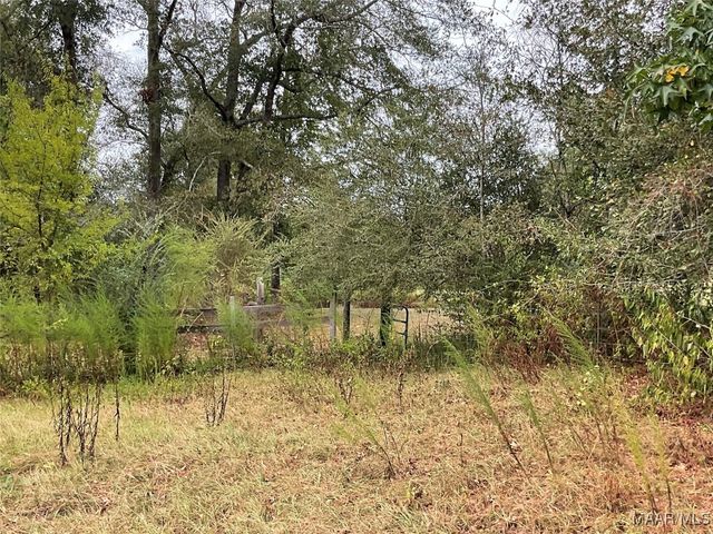 1355 OAK VALLEY Road, Tallassee, AL 36078