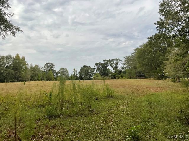 1355 OAK VALLEY Road, Tallassee, AL 36078