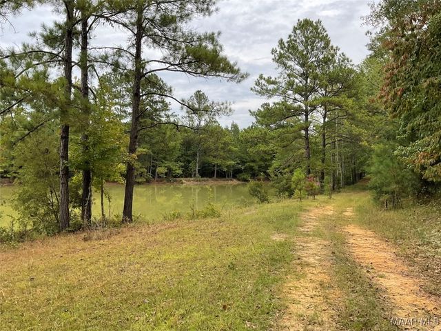 1355 OAK VALLEY Road, Tallassee, AL 36078