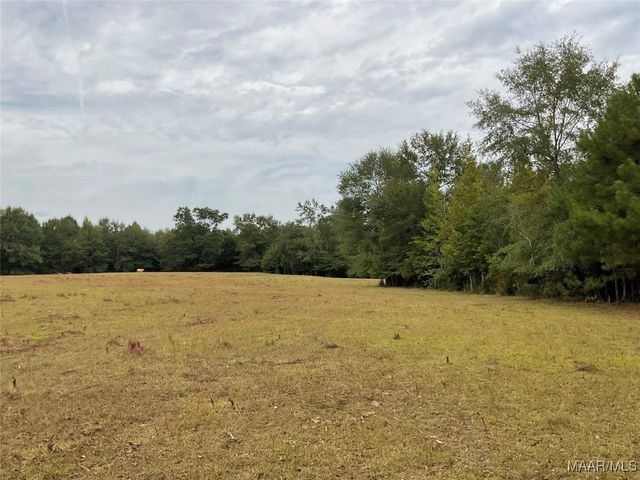 1355 OAK VALLEY Road, Tallassee, AL 36078