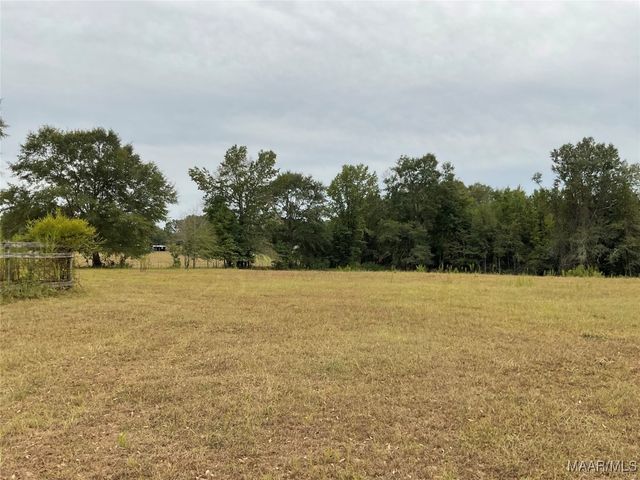 1355 OAK VALLEY Road, Tallassee, AL 36078
