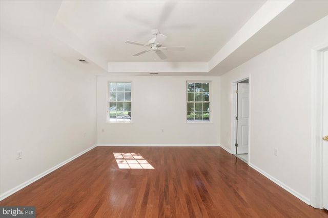 14 HUMMINGBIRD DR, Hamilton, NJ 08690