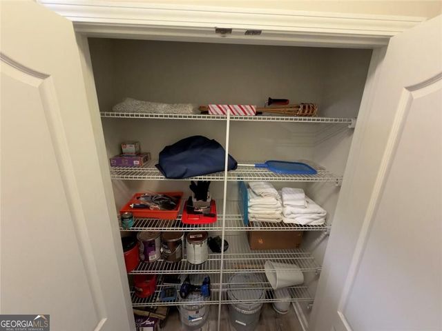 159 Townview Drive, Woodstock, GA 30189