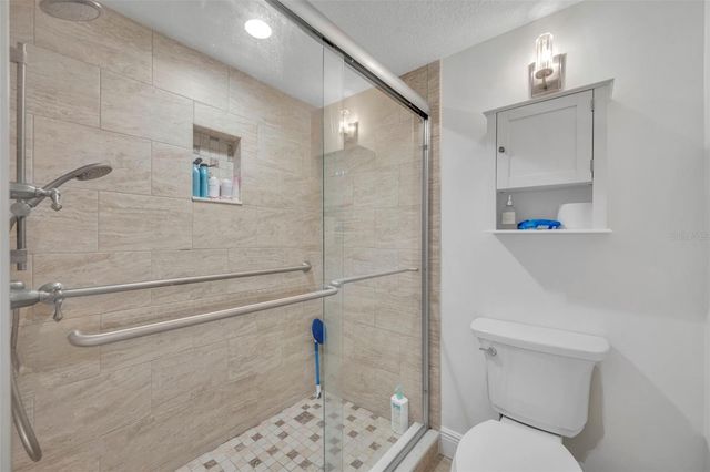 3 ESCONDIDO CIRCLE 3, Altamonte Springs, FL 32701