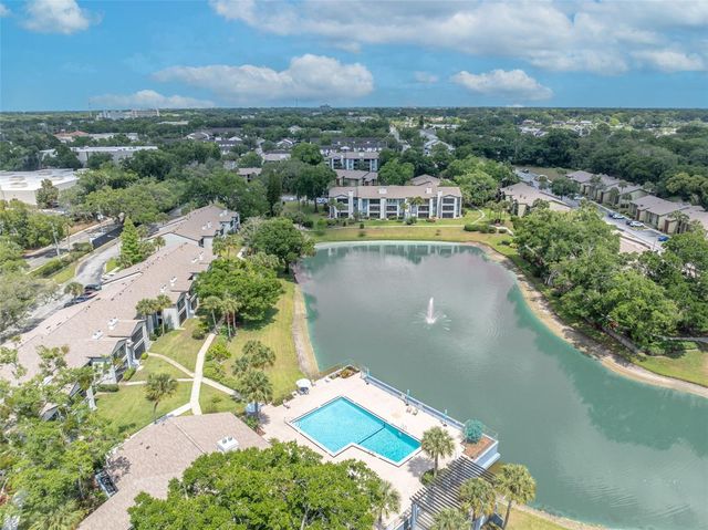 3 ESCONDIDO CIRCLE 3, Altamonte Springs, FL 32701