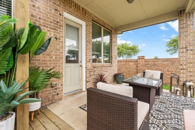 3214 Red Pebble Lane, Texas City, TX 77568