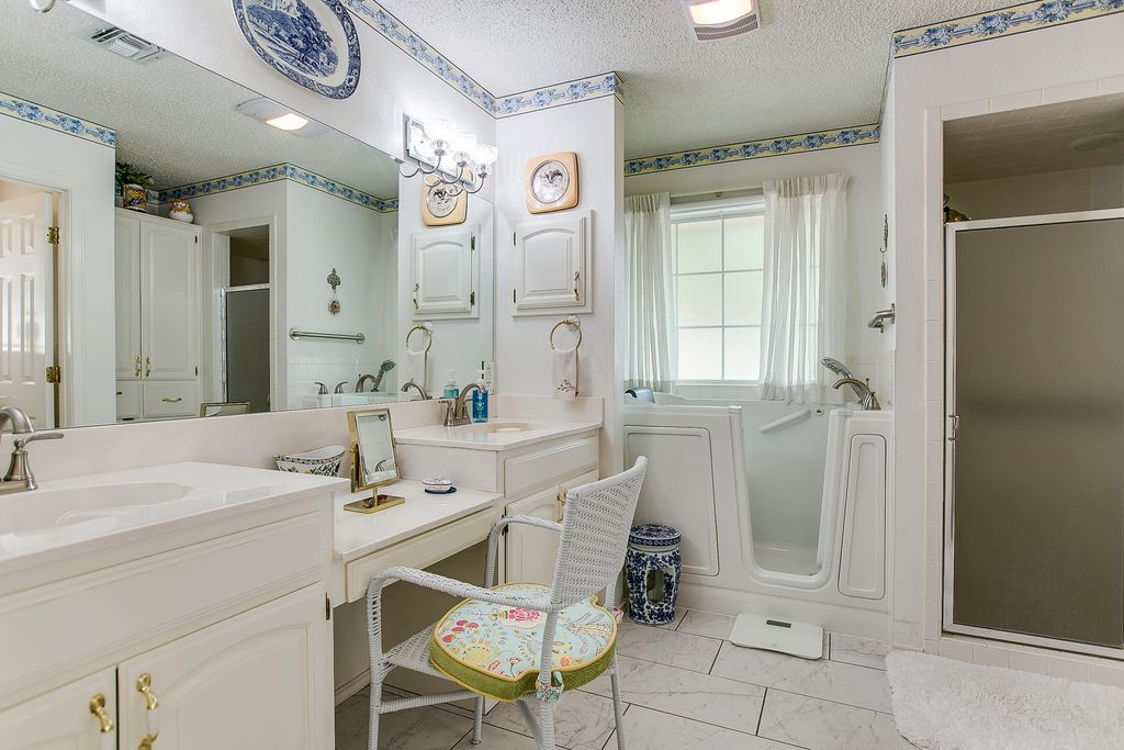 Image 18 of property listing at 3329 Silver Spur Drive, San Angelo, TX 76904
