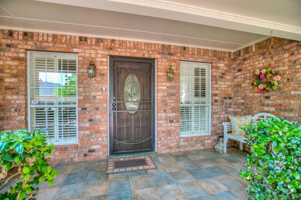 Image 2 of property listing at 3329 Silver Spur Drive, San Angelo, TX 76904