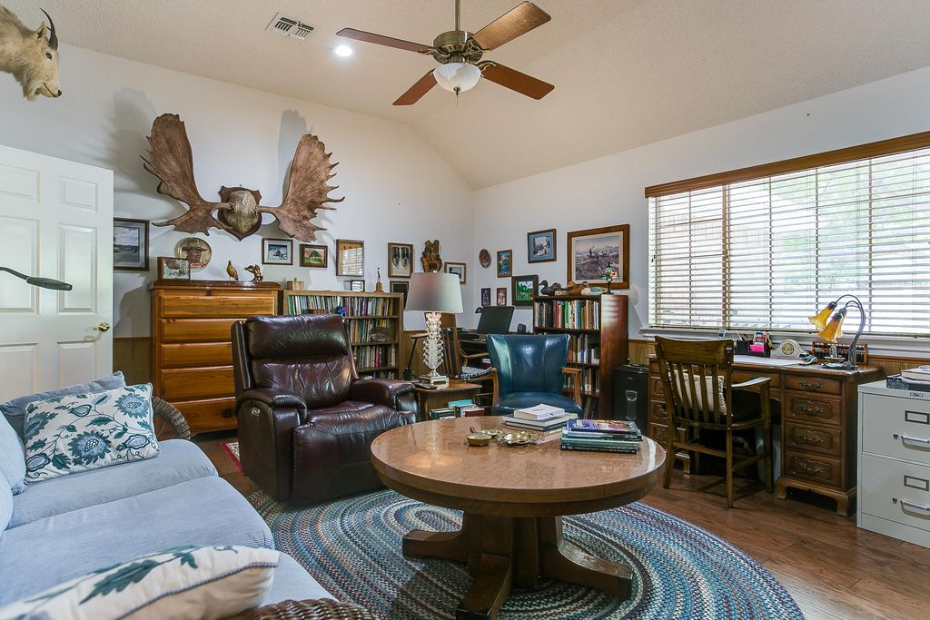 Image 21 of property listing at 3329 Silver Spur Drive, San Angelo, TX 76904