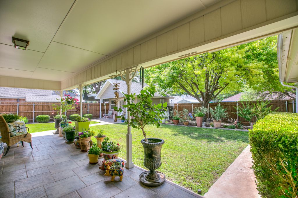 Image 25 of property listing at 3329 Silver Spur Drive, San Angelo, TX 76904