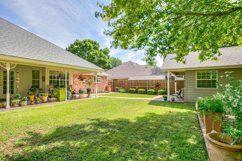 Image 27 of property listing at 3329 Silver Spur Drive, San Angelo, TX 76904