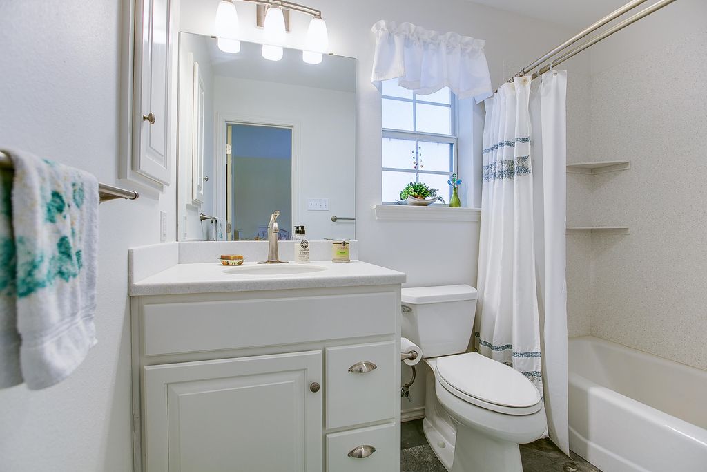 Image 32 of property listing at 3329 Silver Spur Drive, San Angelo, TX 76904