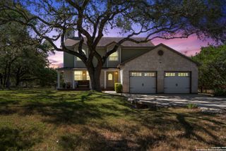 9930 NE Scenic Hills Dr, San Antonio, TX 78255