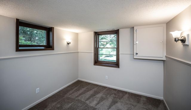5409 Miracle Lane, Minnetonka, MN 55345