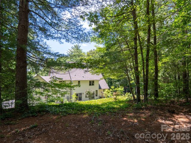 103 Woodburn Drive, Swannanoa, NC 28778