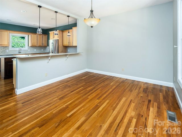 103 Woodburn Drive, Swannanoa, NC 28778