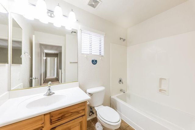 2319 W Running Deer Trail, Phoenix, AZ 85085