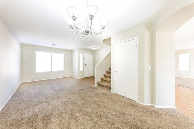 2319 W Running Deer Trail, Phoenix, AZ 85085