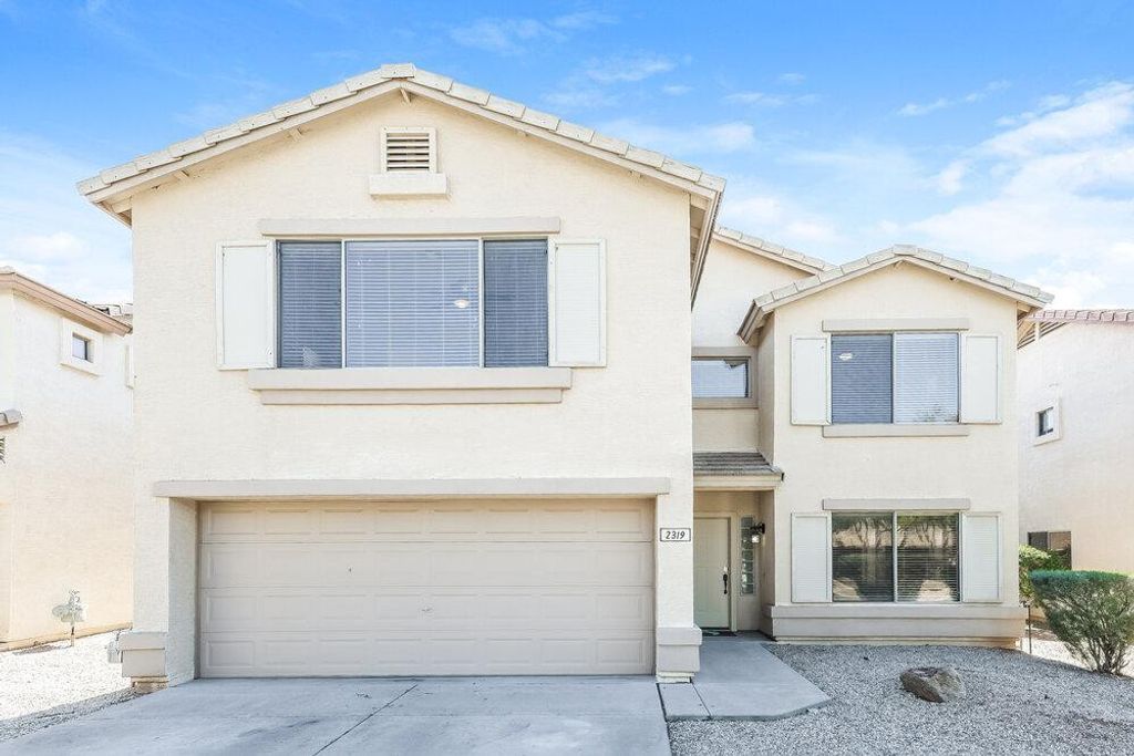 2319 W Running Deer Trail, Phoenix, AZ 85085
