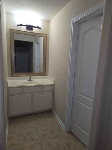 17718 Emerald Garden Lane, Houston, TX 77084