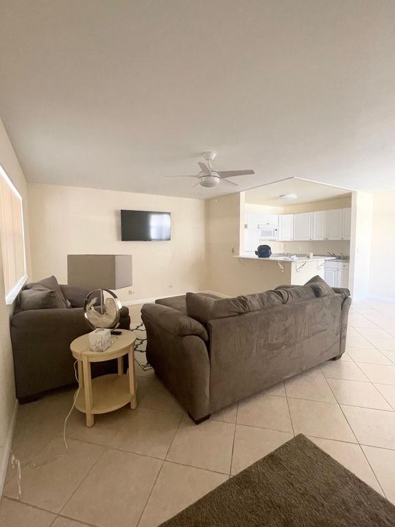314 Saxony G, Delray Beach, FL 33446