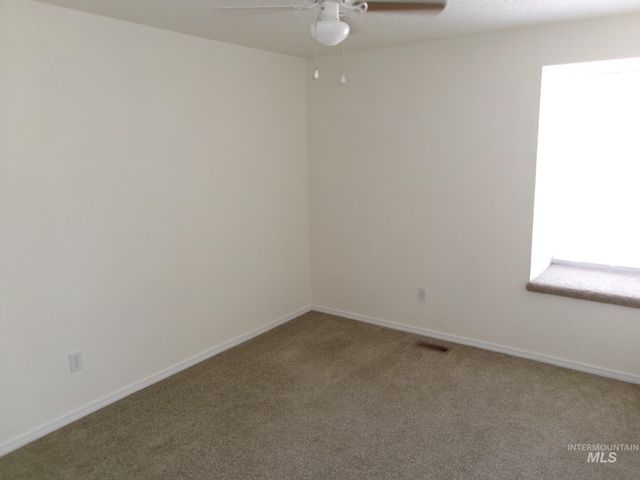 2807 Laurel Way, Nampa, ID 83686