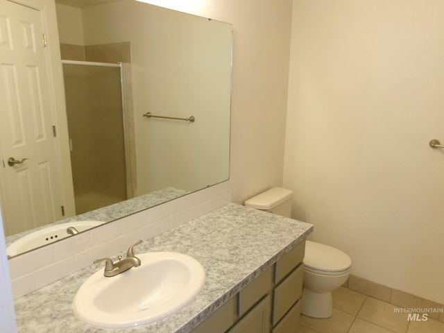 2807 Laurel Way, Nampa, ID 83686