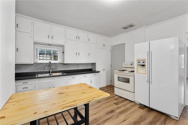 928 Water Street, Eau Claire, WI 54703