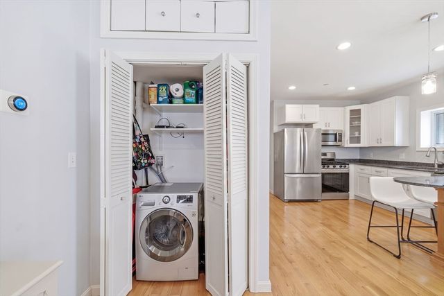 518 Main St 2, Medford, MA 02155