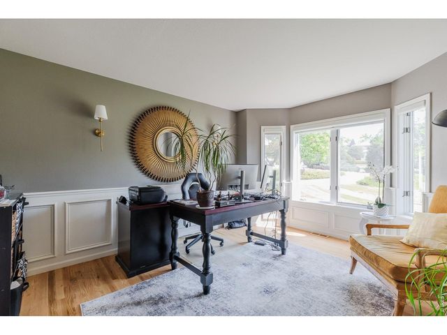 8589 Skyland Dr, Niwot, CO 80503