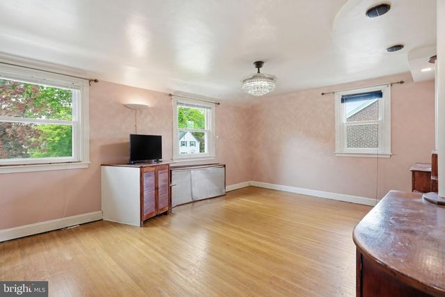 333 E MAGNOLIA AVE, Aldan, PA 19018