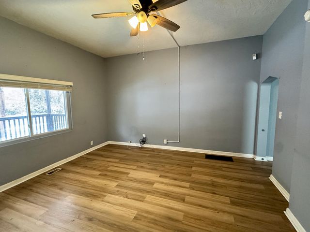 1007 6th Avenue, Dayton, KY 41074