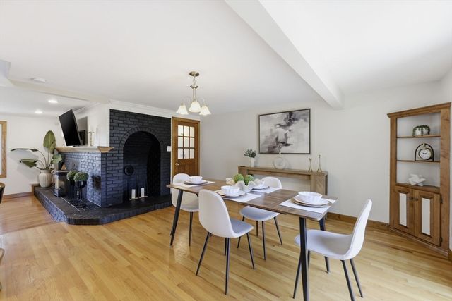 55 South Street, Easthampton, MA 01027