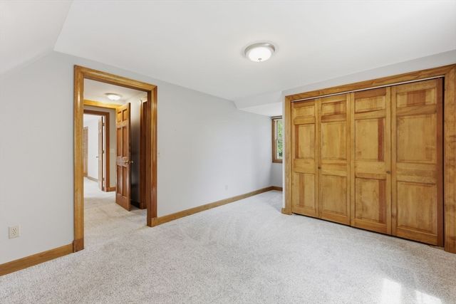 55 South Street, Easthampton, MA 01027