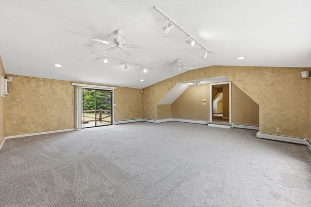 55 South Street, Easthampton, MA 01027