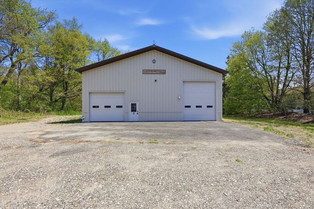 55 South Street, Easthampton, MA 01027