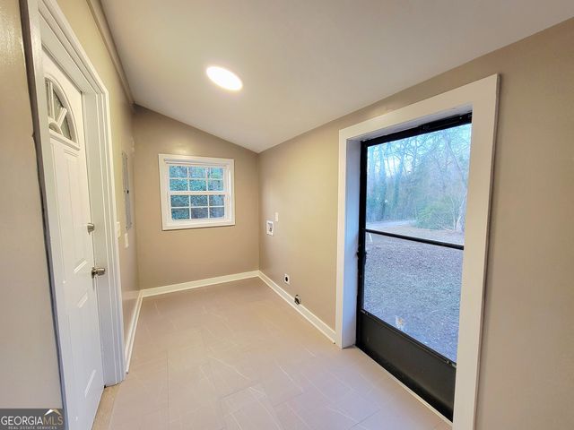 202 E Railroad Street, Valley, AL 36854