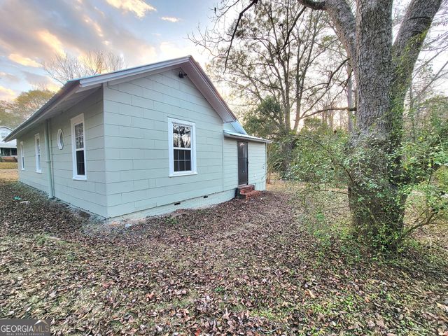 202 E Railroad Street, Valley, AL 36854