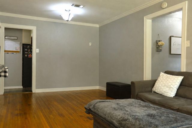 59 Caladium Court, Lake Jackson, TX 77566