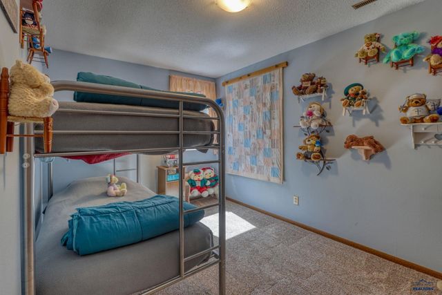 2620 TOMAHAWK DR, Rapid City, SD 57701