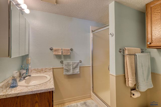 2620 TOMAHAWK DR, Rapid City, SD 57701