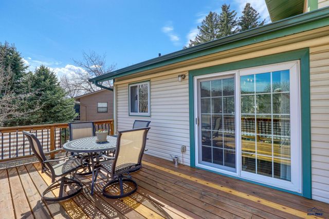 2620 TOMAHAWK DR, Rapid City, SD 57701